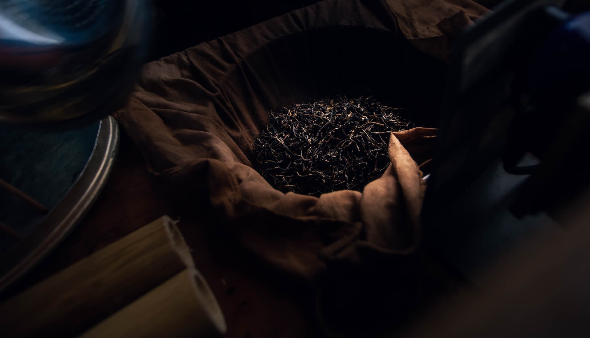 Experiencia de elaboración de té Blang en la Montaña Jingmai (5 horas) 3