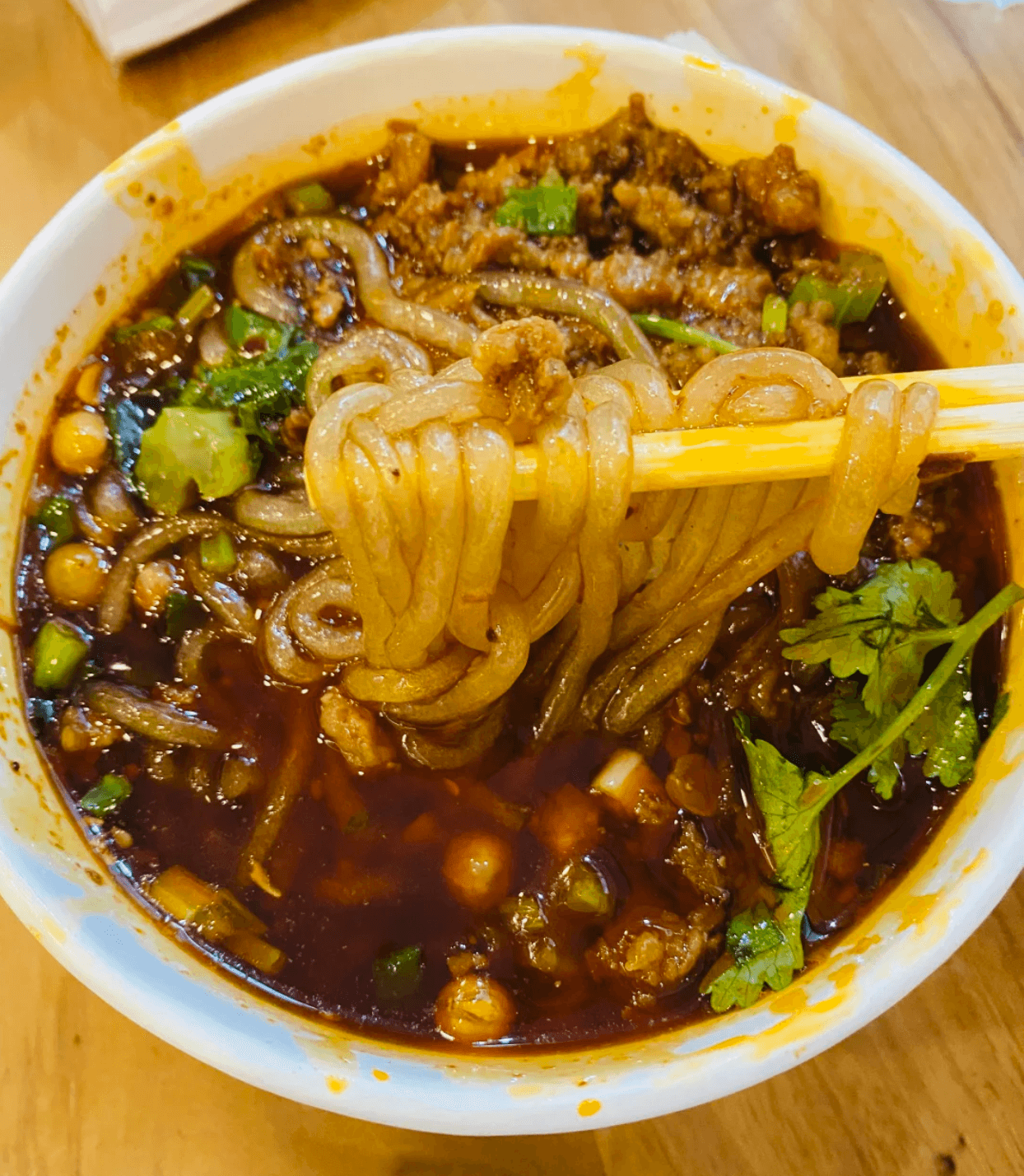 Chongqing Street Food Guide | 10 Local Snacks Loved by Residents 3