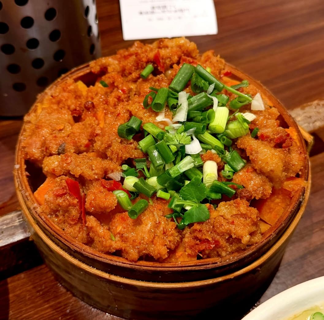 Chongqing Food Tour: Hidden Alleys & Trendy Malls 2