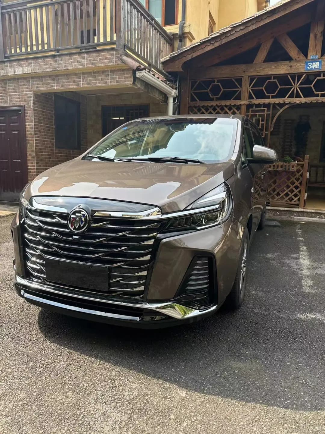 Chongqing Charted Car Service 2