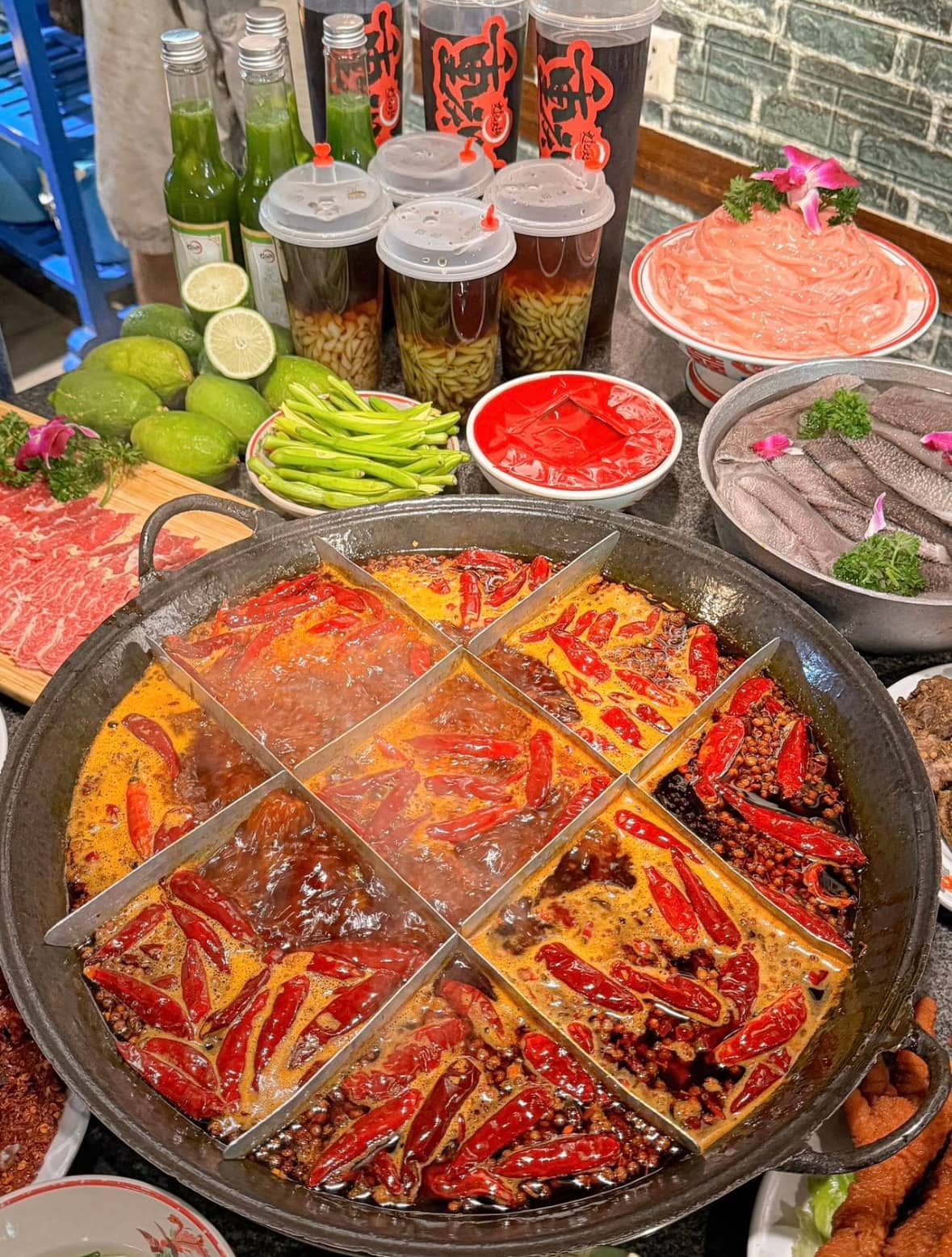 Top 10 Hot Pot Restaurants in Chongqing: A Local Travel & Dining Guide