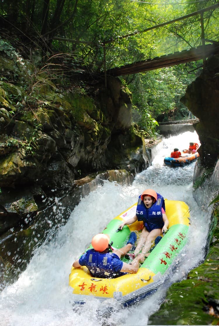 Guangzhou Day Tour: Gulong Gorge Natural Adventure