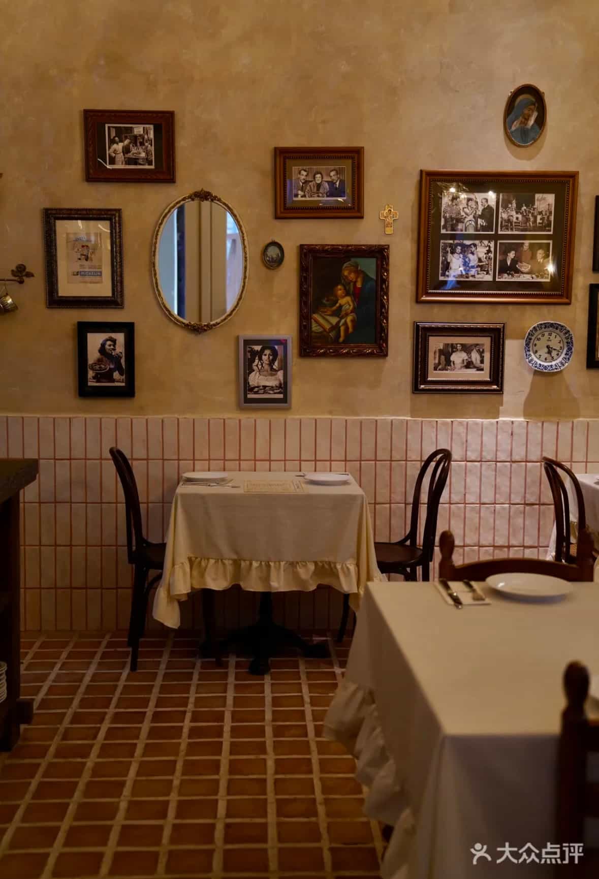 Napoli Pizzeria 拿坡里披萨