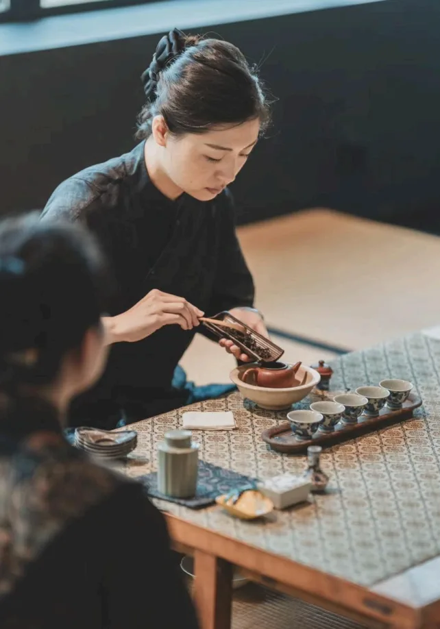 Chengdu Food & Culture Tour: Market, Tea & Calligraphy 3